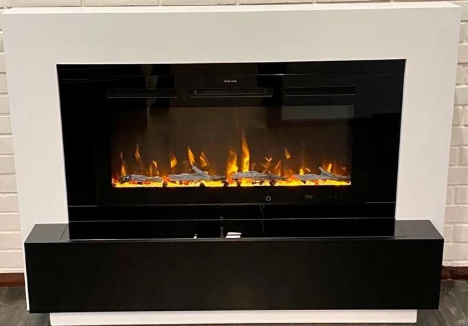 Электрокамин с широким очагом 2D Royal Flame Stockholm с очагом Crystal 36